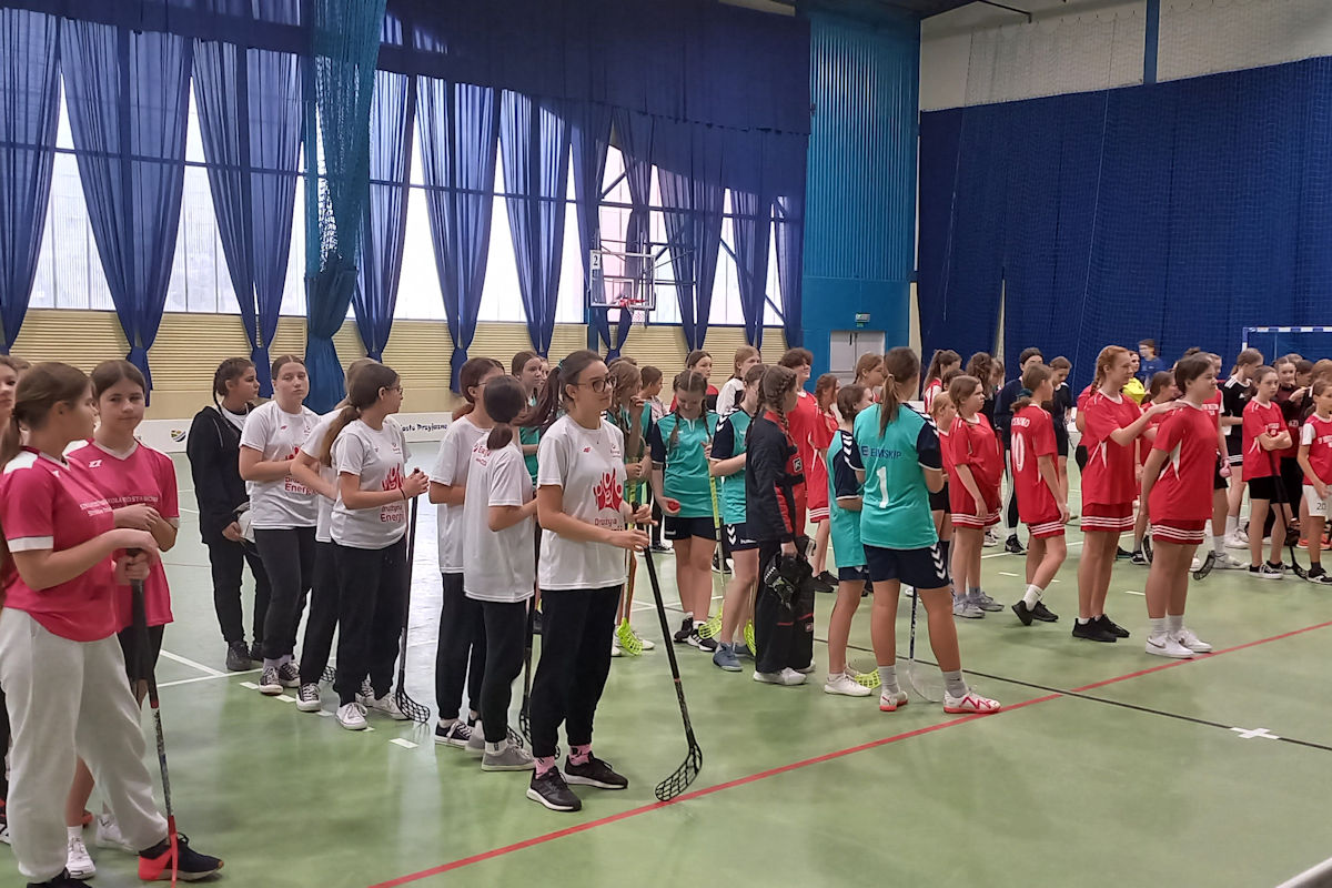 Powiatowe Mistrzostwaa Młodzieży Szkolnej Dziewcząt w unihokeju