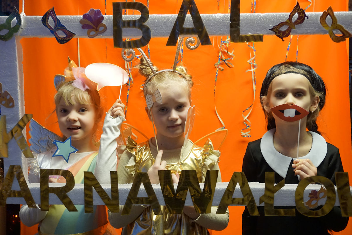 Bal karnawałowy
